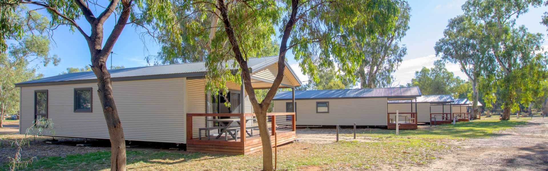 Kui Parks, Apex Riverbeach Holiday Park, Cabins