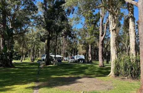 Kui Parks, Diamond Waters Caravan Park, Dunbogan, Caravan Sites