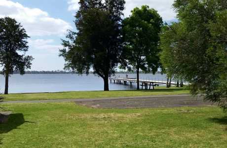 Kui Parks, Edenhope Lakeside Tourist Park