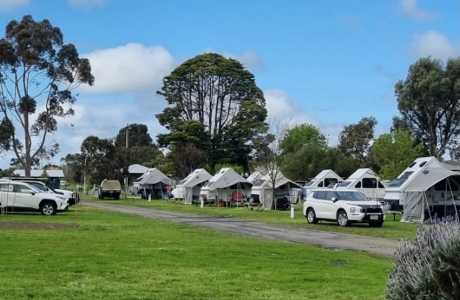 Kui Parks Edenhope Lakeside Tourist Park