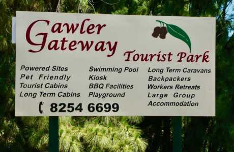 Kui Parks, Gawler Gateway Tourist Park, Signage