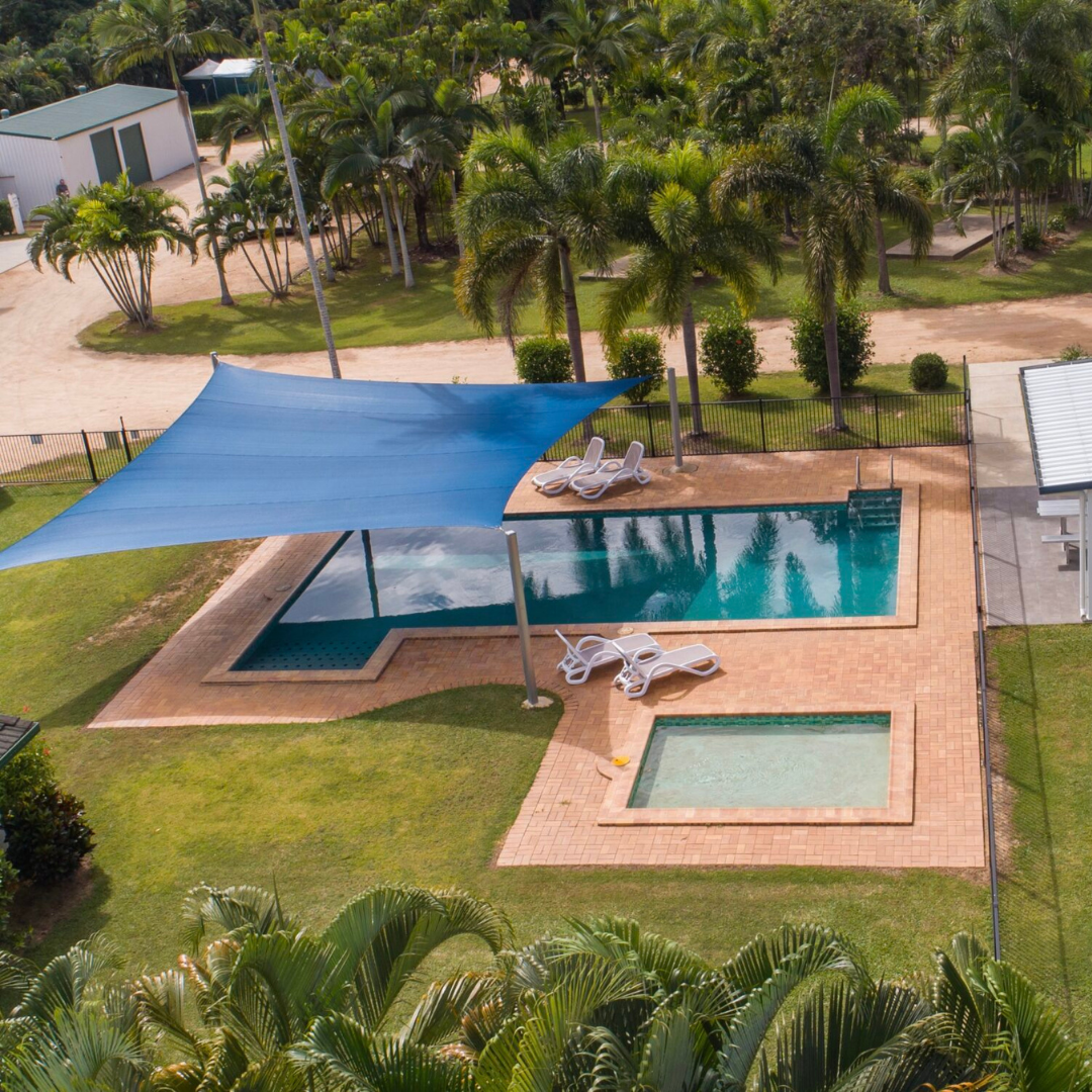 Crystal creek caravan park kui parks pool