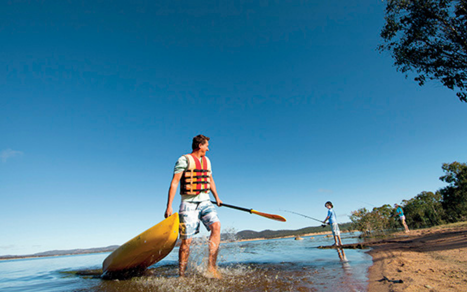 lake leslie caravan park kui parks dam kayak