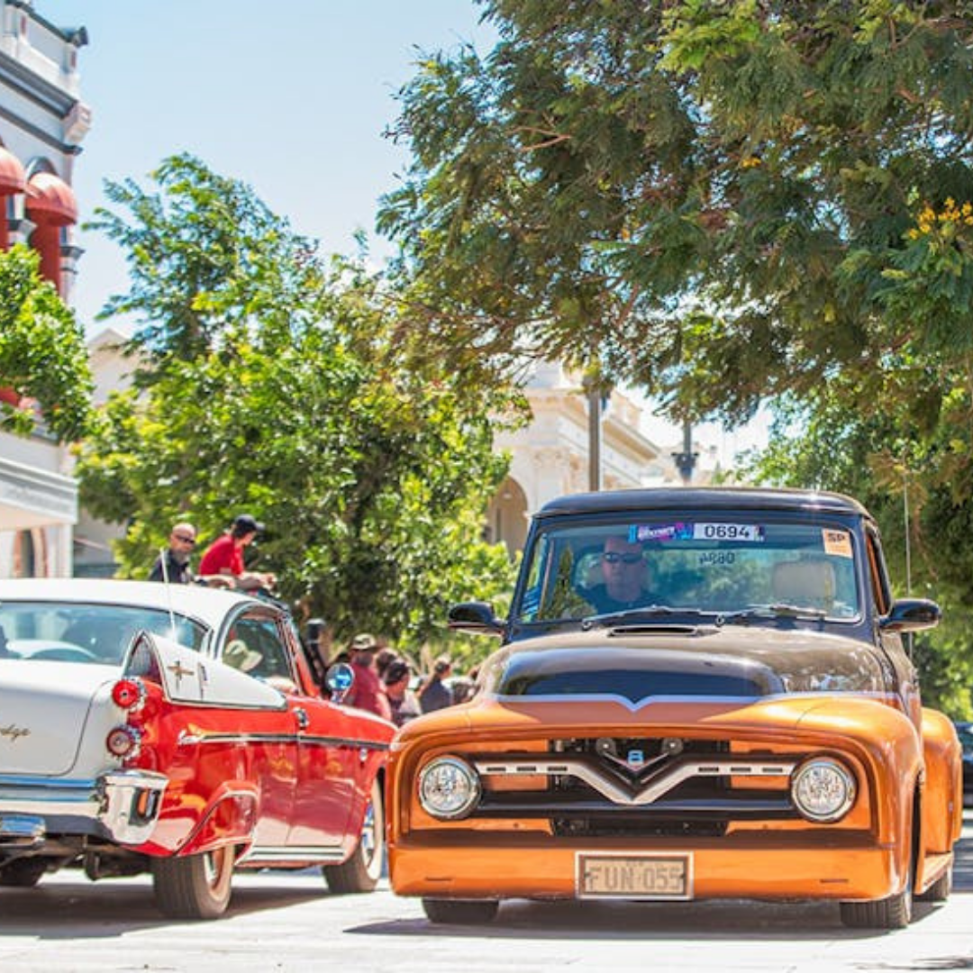 Rockynats 06 car and bike festival Mount Larcom Tourist Park Kui Parks Drag Race