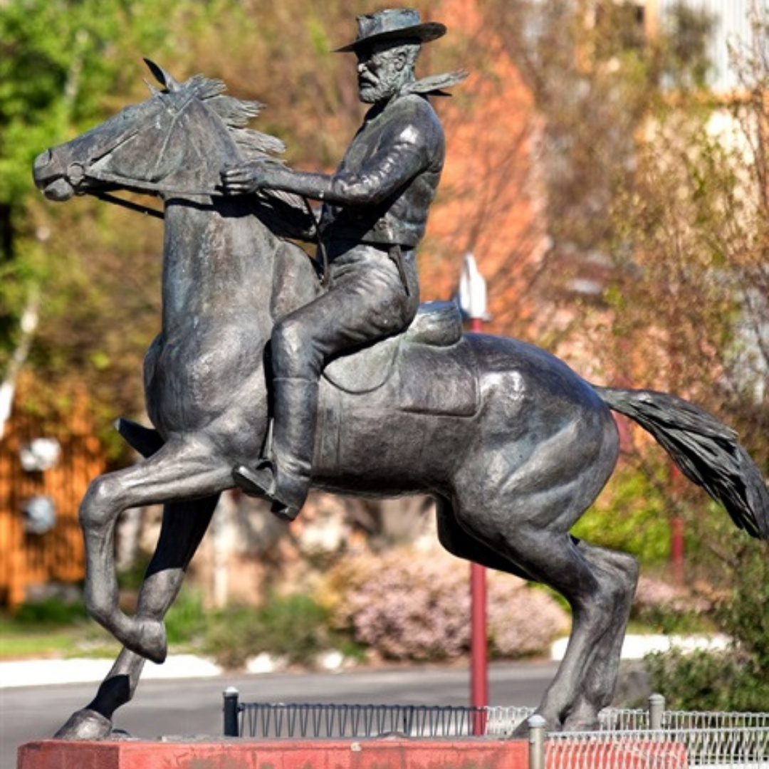 Captain Thunder Bolt Statue