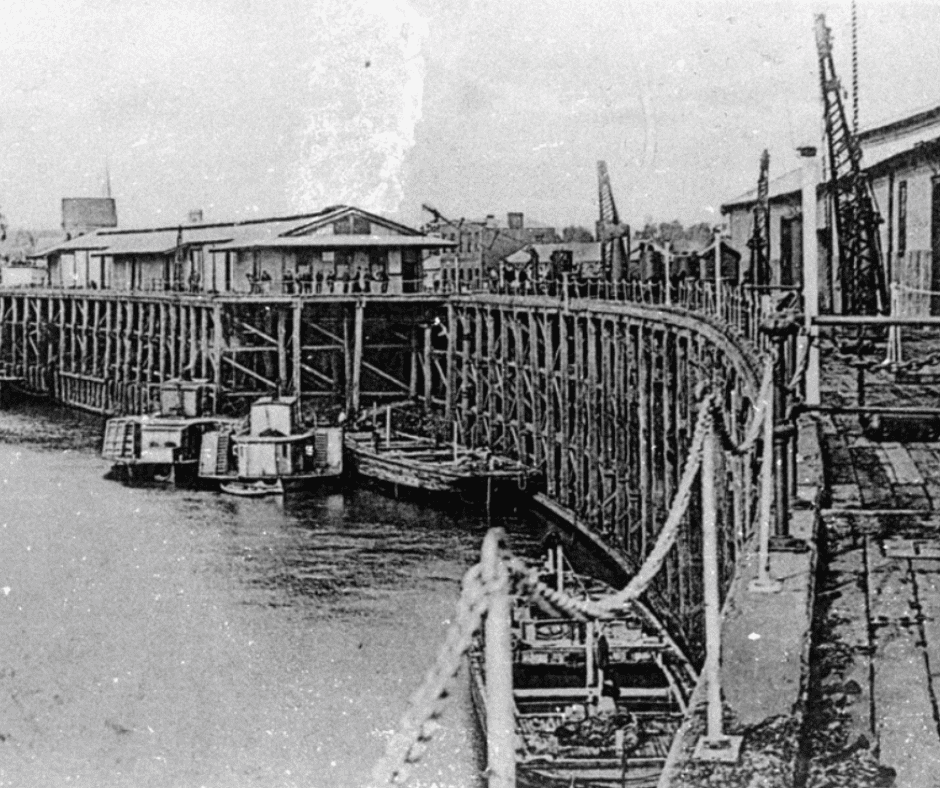 Echuca_Murray Esplanade Walk in the 1800's