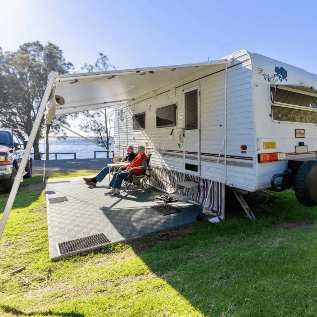 Wangi Point Holiday Park Caravan