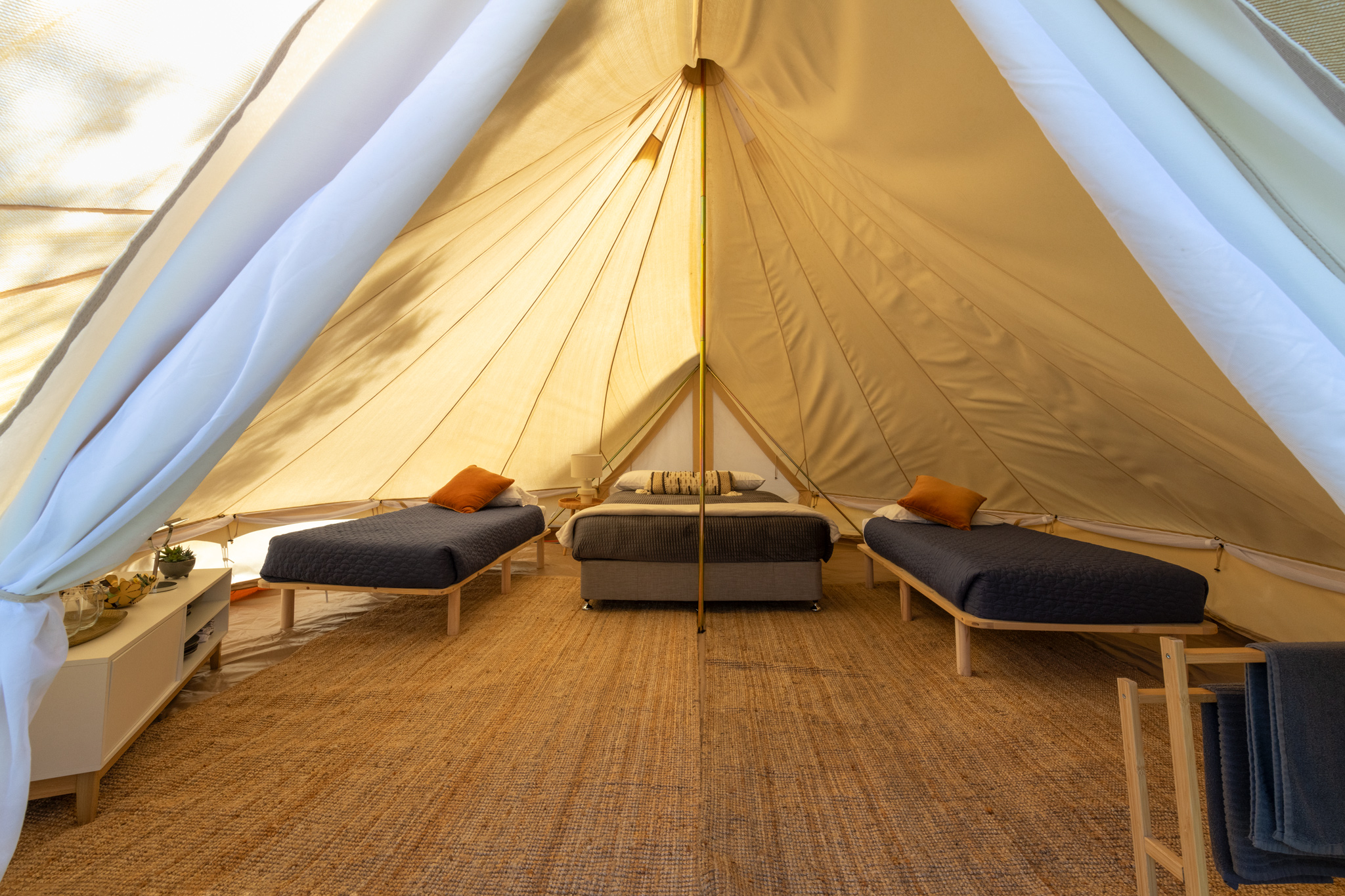 Blackheath Glen Tourist Park Kui Parks Glamping tent interior