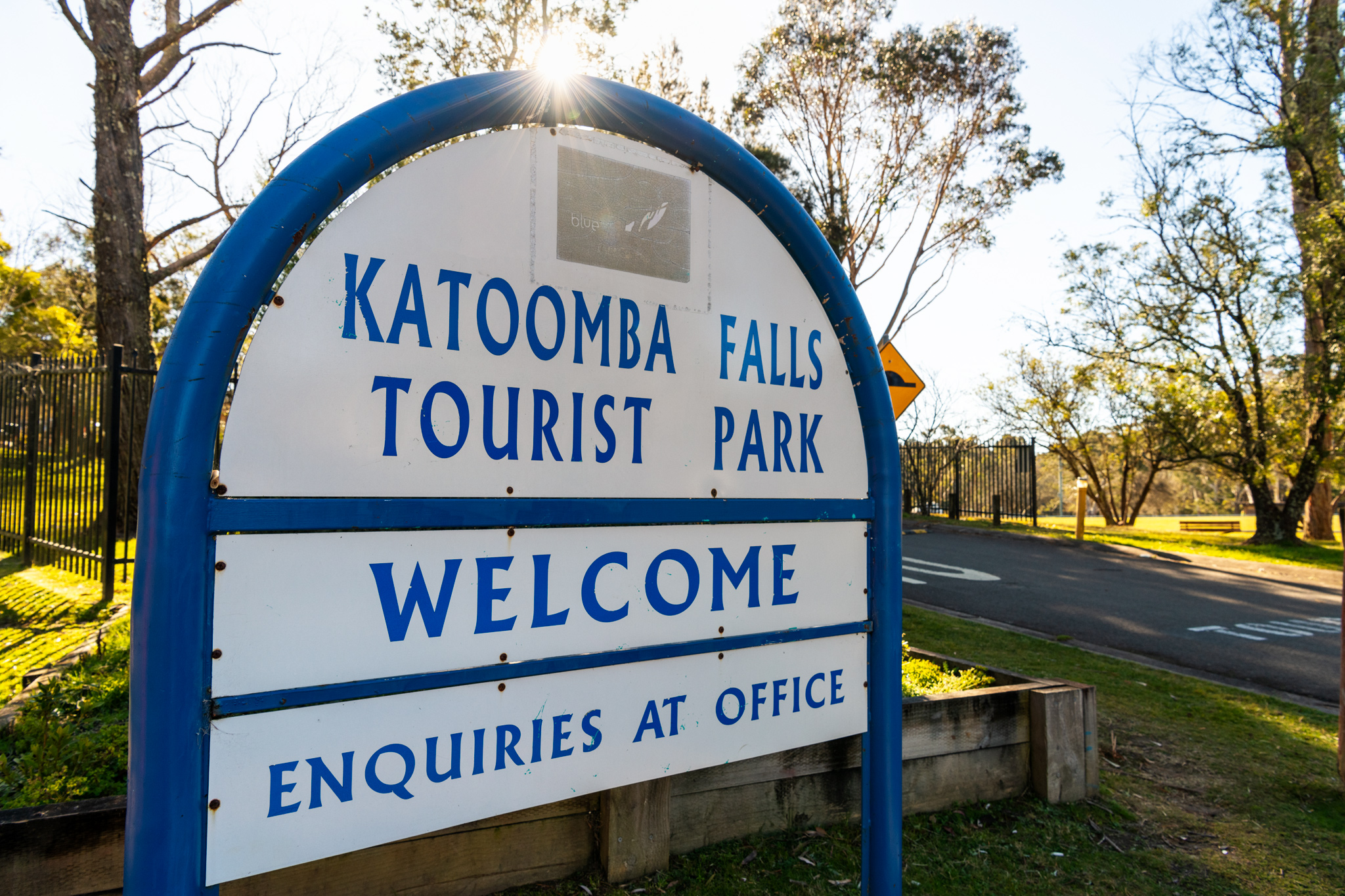 Katoomba Falls Tourist Park Kui Parks Welcome Sign
